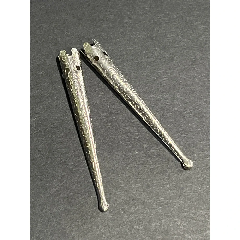 Vintage Western Silver Tone Embossed Floral Scroll Bolo Tie Tips Set of 2